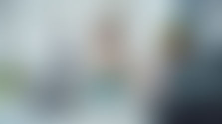 Team startet automatischen Rechnungsfluss im Büro