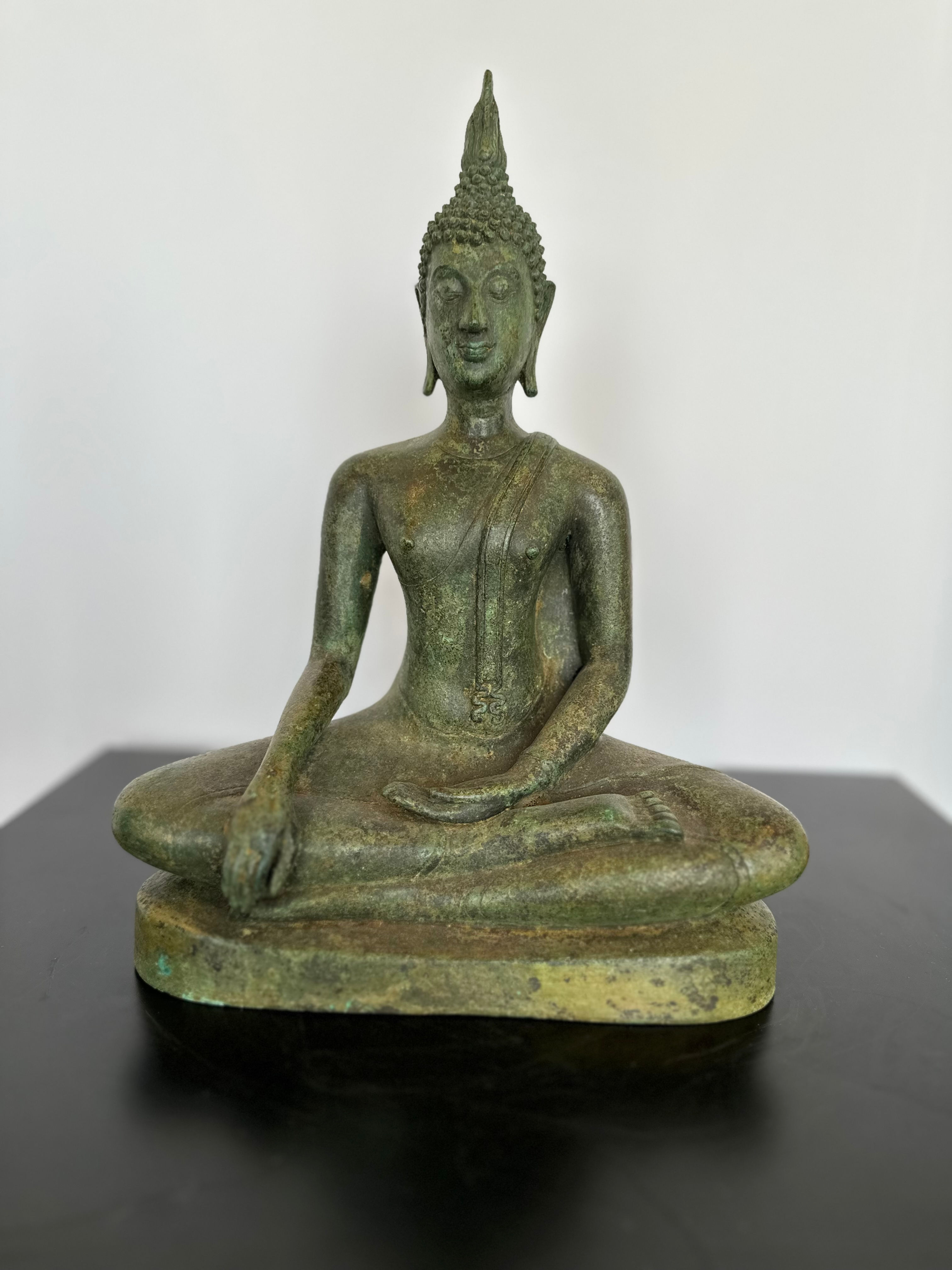 17) Vintage Seated Bronze Sukhothai Buddha