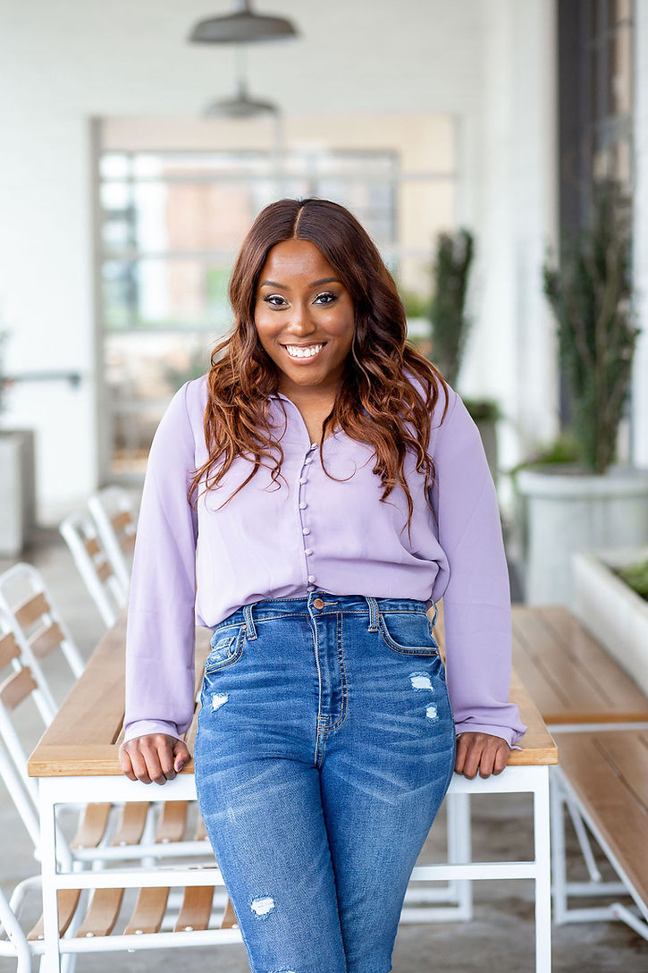 sydney-hart-headshot copy.jpg