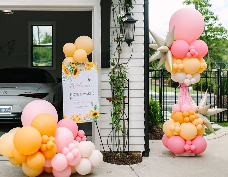 Raleigh Balloon Designer & Party Rentals _ Towers Towers and more Towers! These are one of