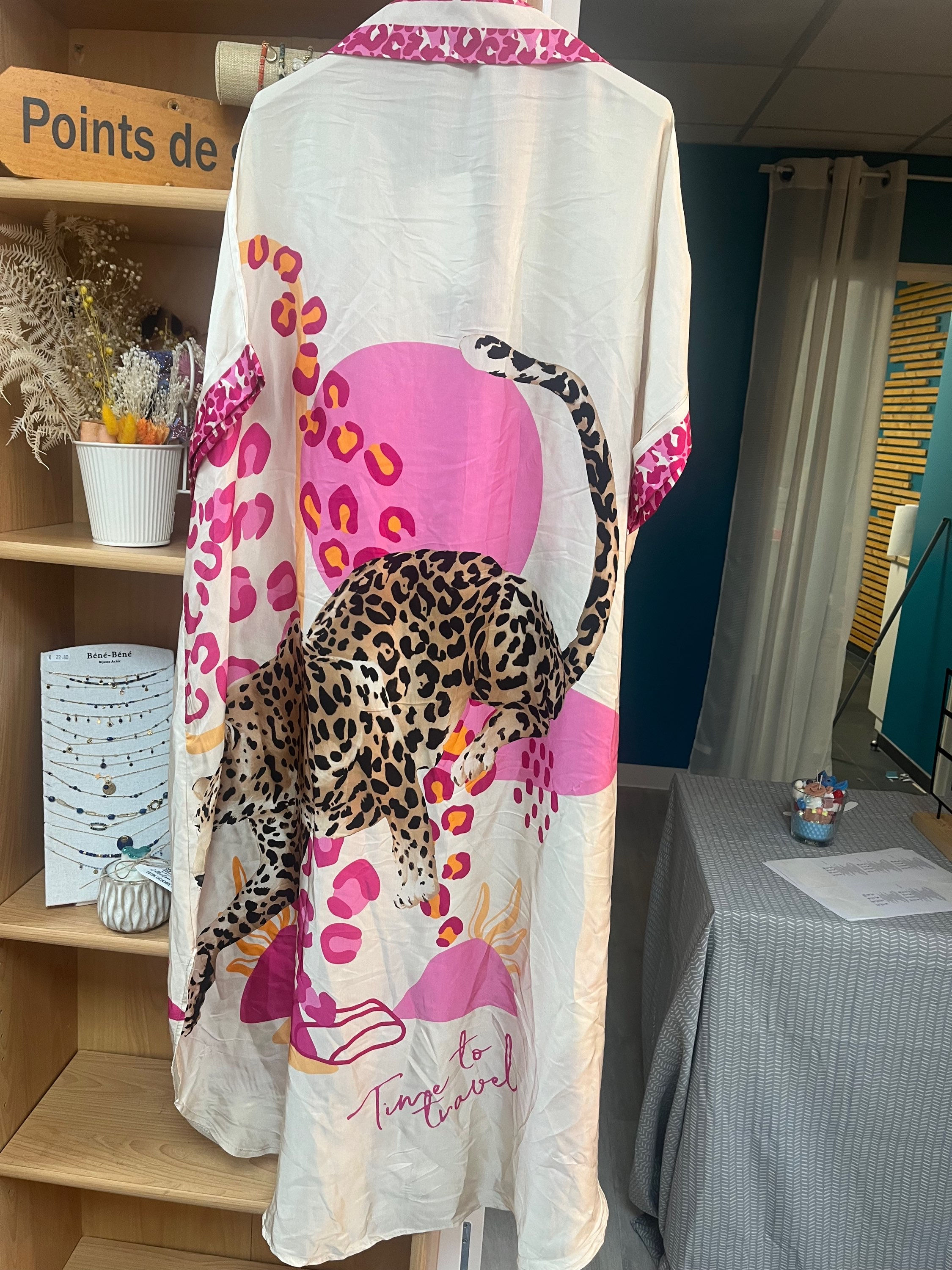 Robe Leopard