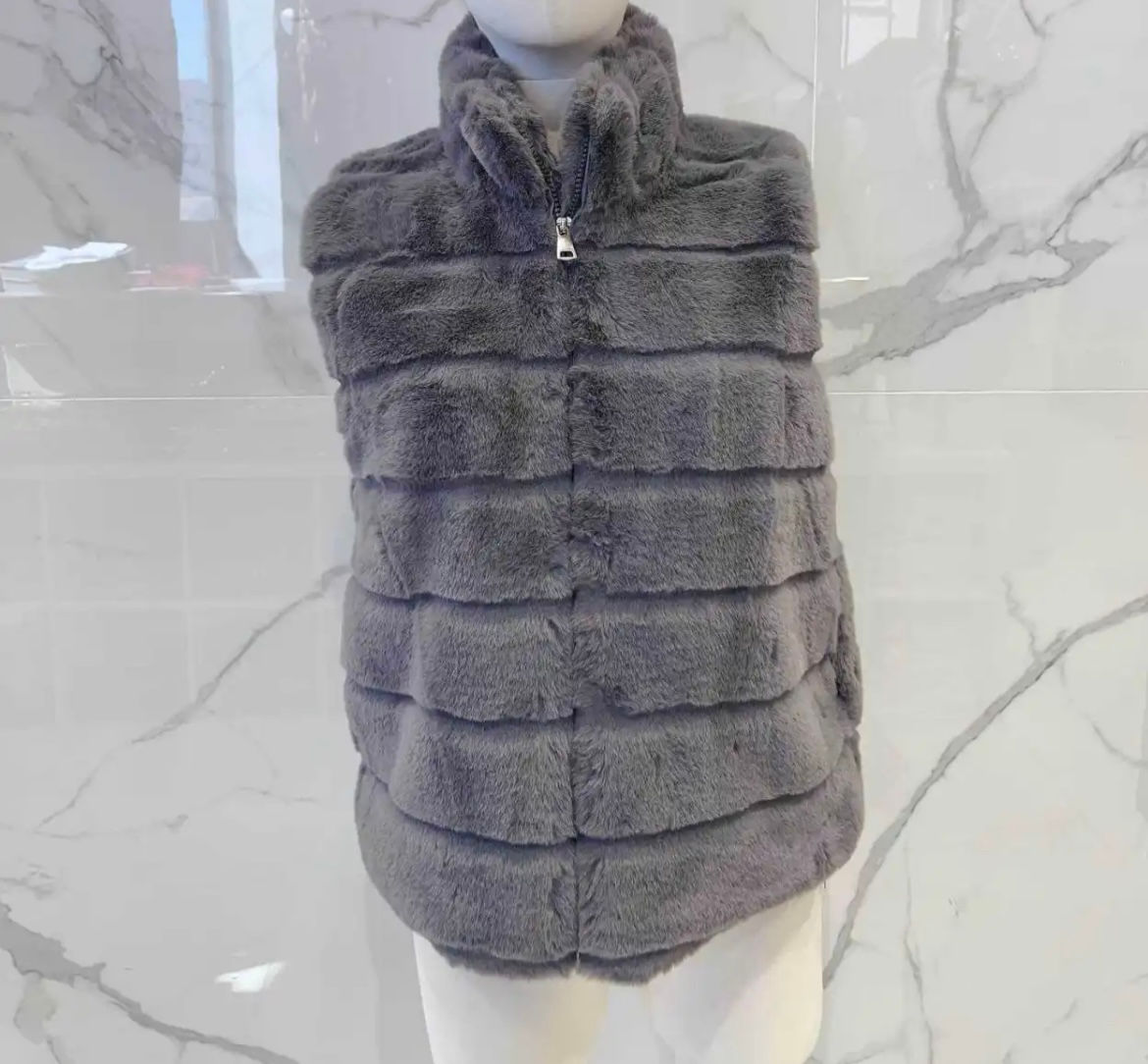 Gilet fourrure noir 