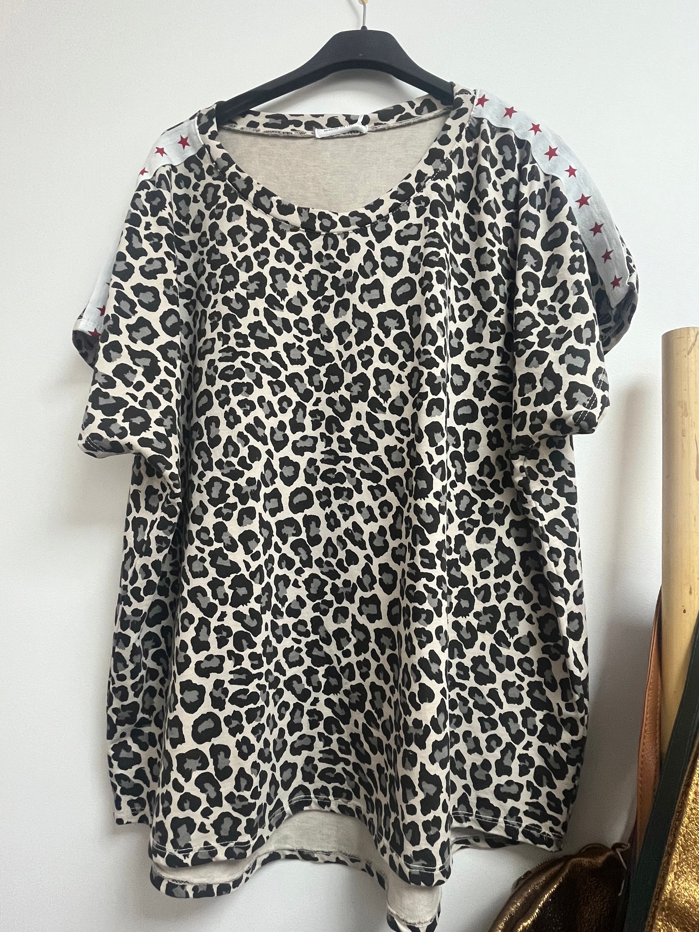 Tee-shirts léopard côté étoile 