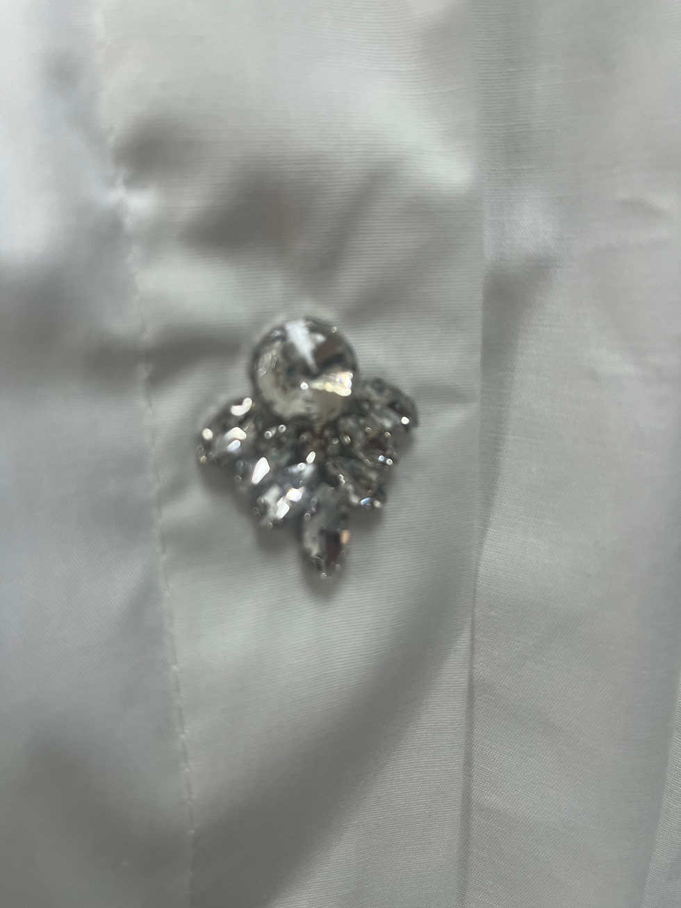 Miniature : Chemise blanche boutons bijoux 