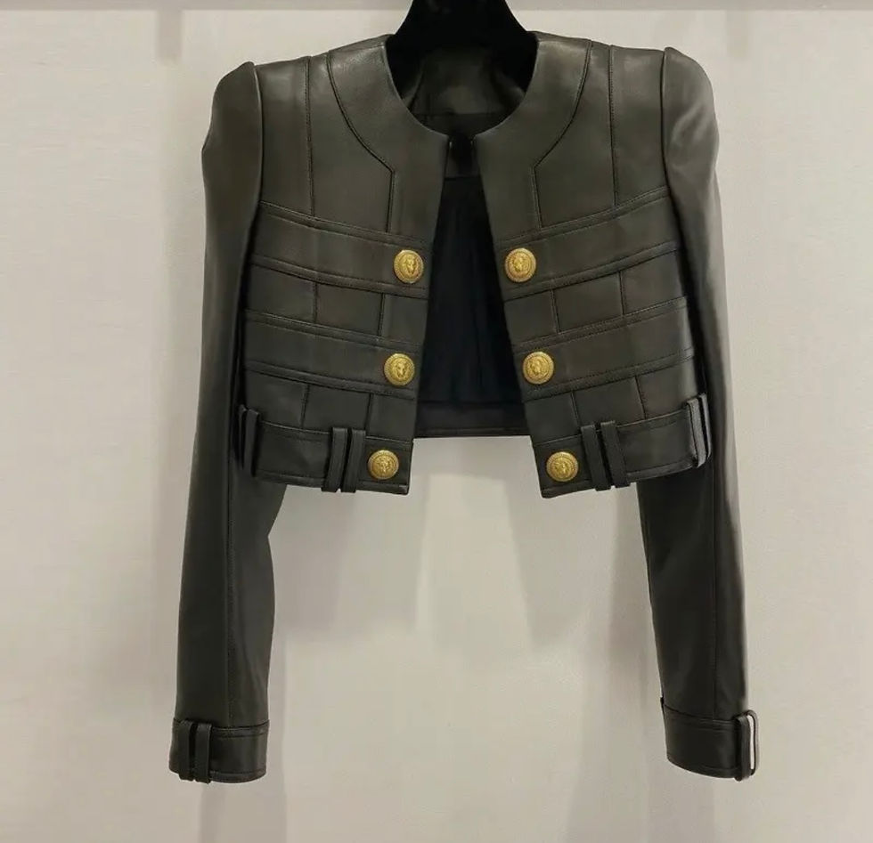 Ensemble simili noir uniquement sur commande