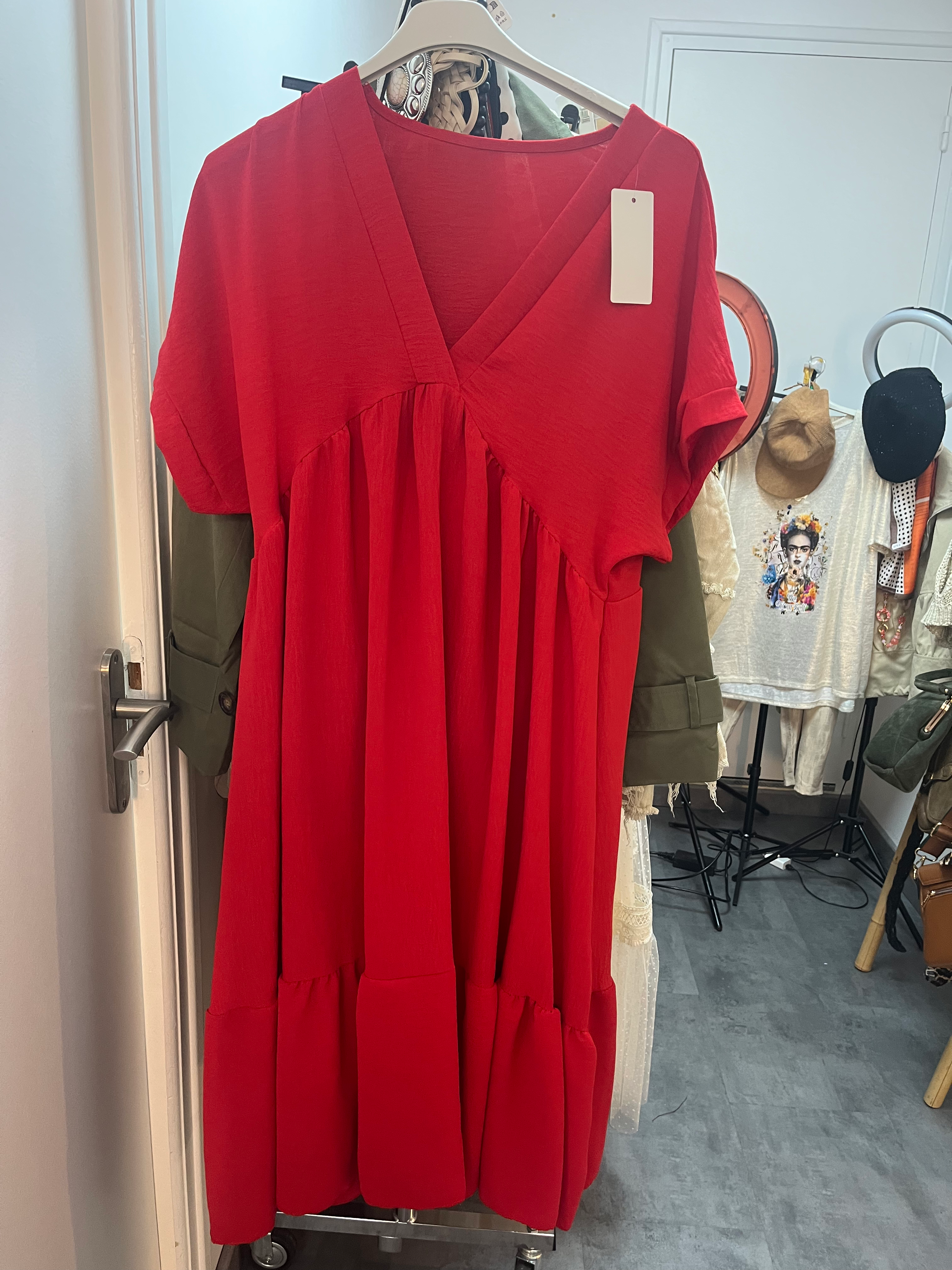 Robe rouge ample 