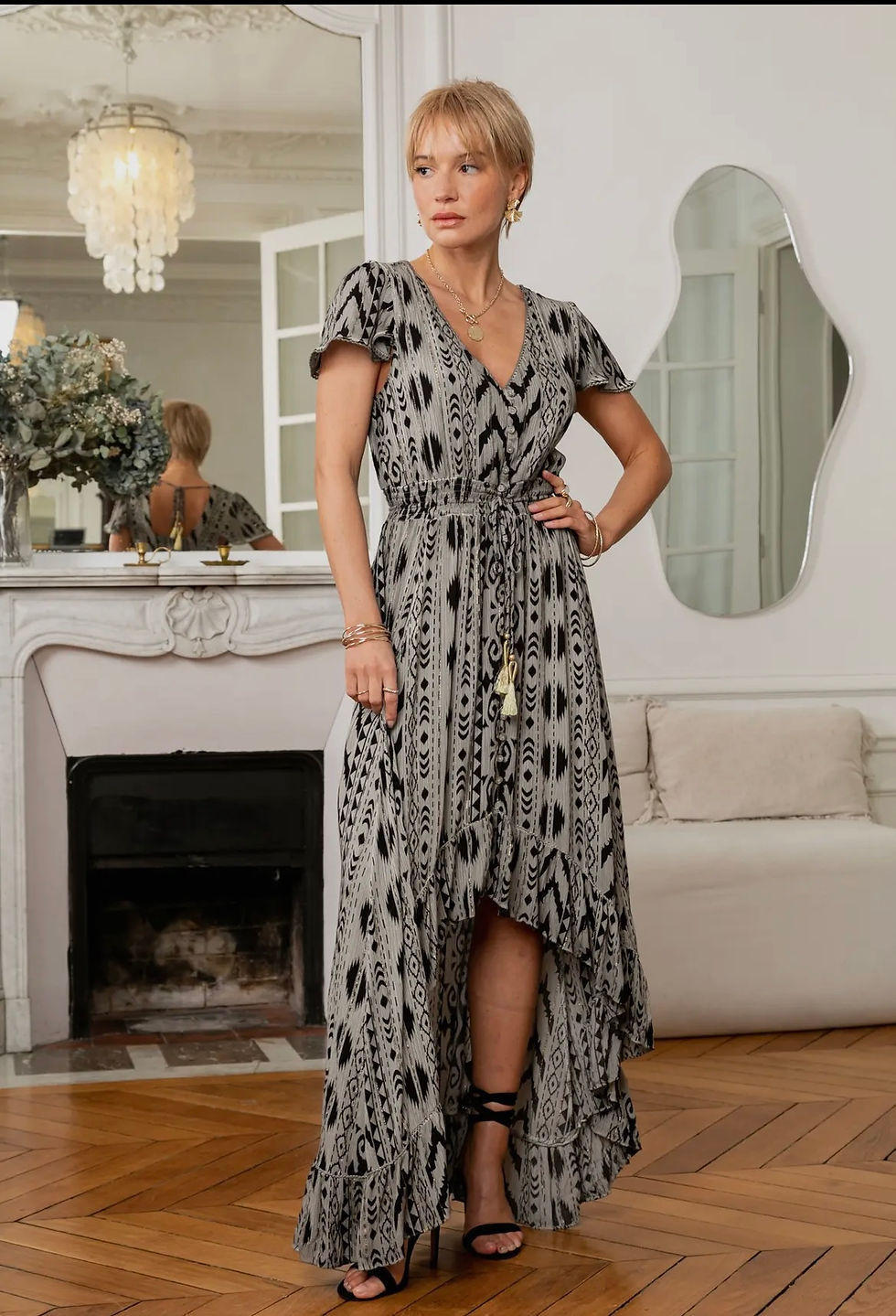 Robe asymétrique grise et noire