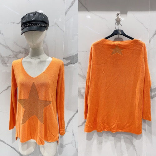 Pull fin étoile orange 