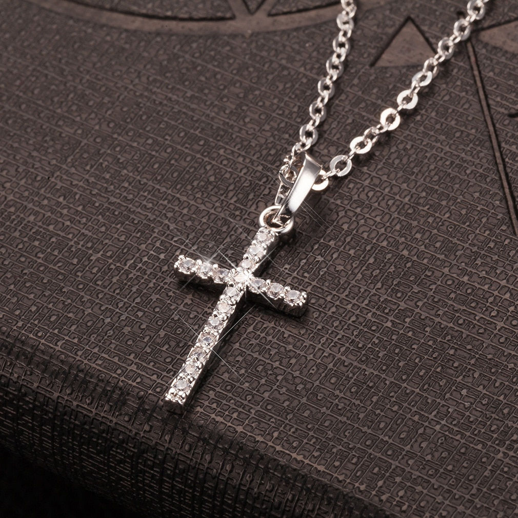 Fashion Simple Cross Necklace Gold Silver Color Crystal Jesus Cross Pendant