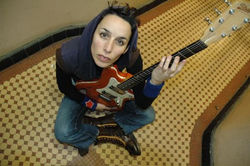 http://sherimoonzombie.org/dawnielove/l_8e9da36a9f2fcddd882c76a918b6dfb3