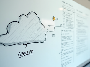 Community-Driven Knowledge: Enhancing Cloud Architecture Skills