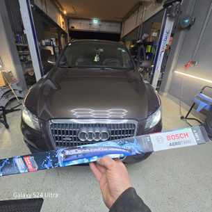 Audi Q5 Scheibenwischer wechseln