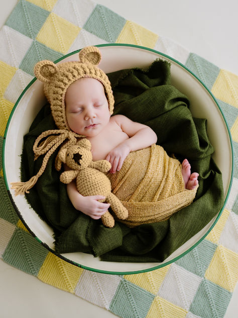 What to Bring to Your Newborn Photo Session | Sydney Newborn Photographer