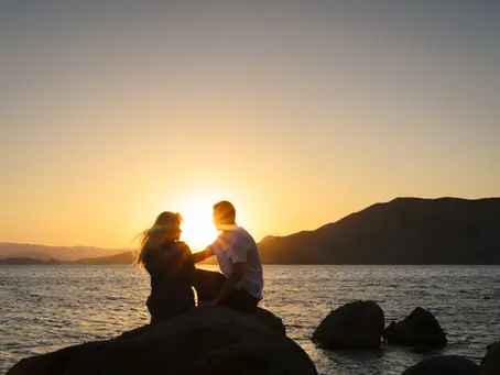 Gemini and Pisces Compatibility — Can Air and Water Really Fall in Love?