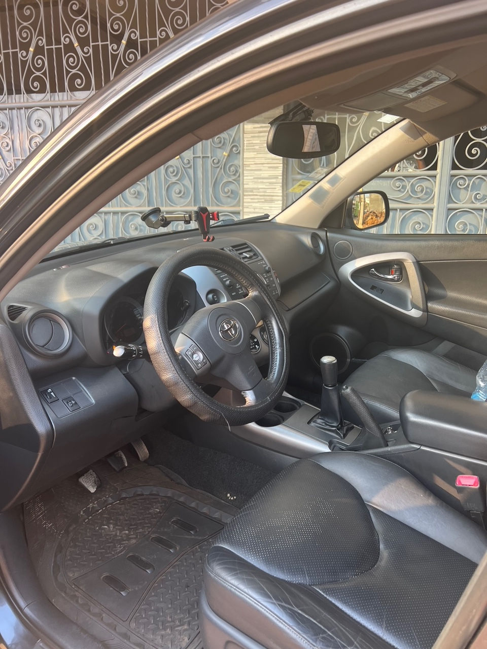 Miniature : Location Toyota RAV4 avec Chauffeur 