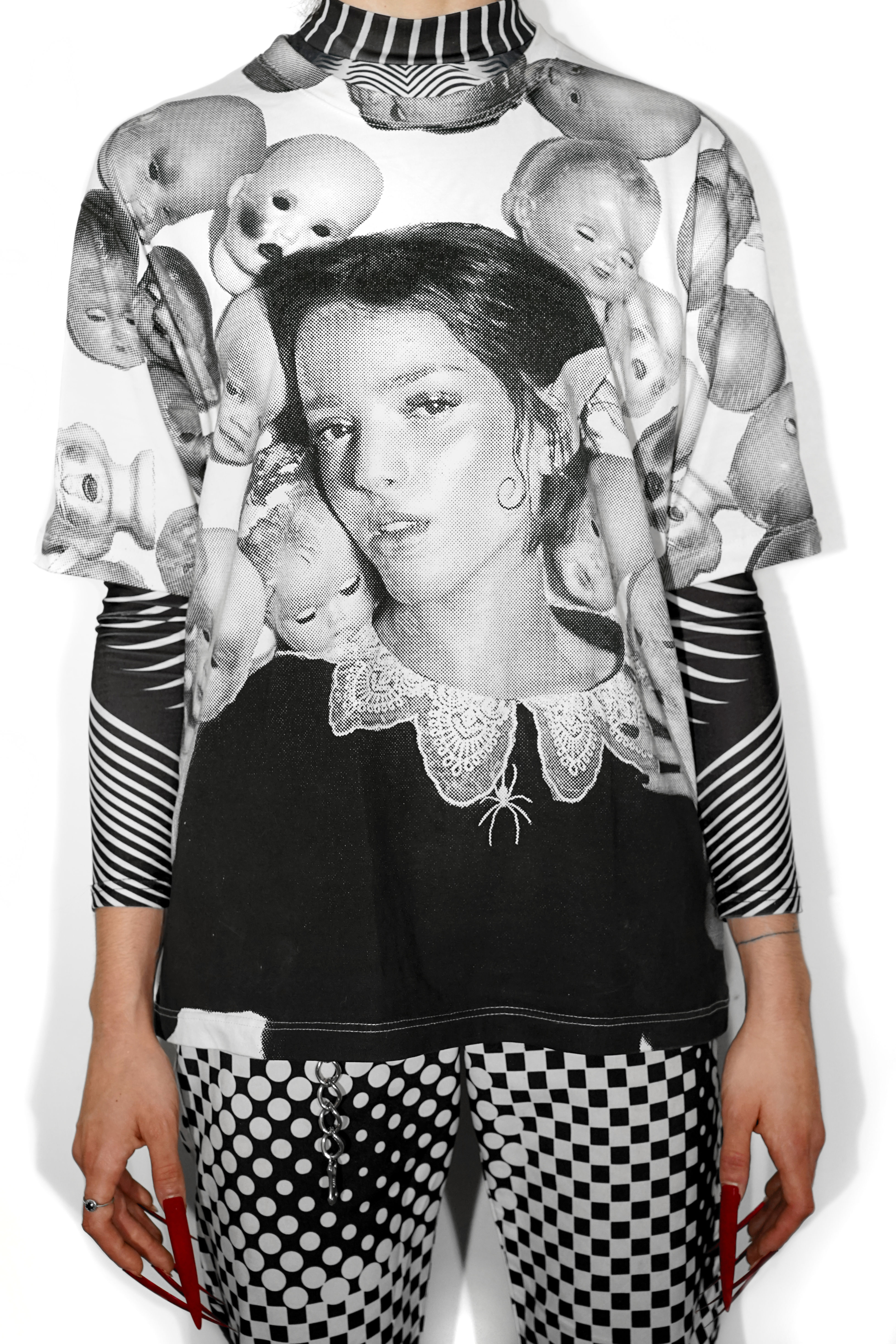 'Dolled up' all over printed t-shirt