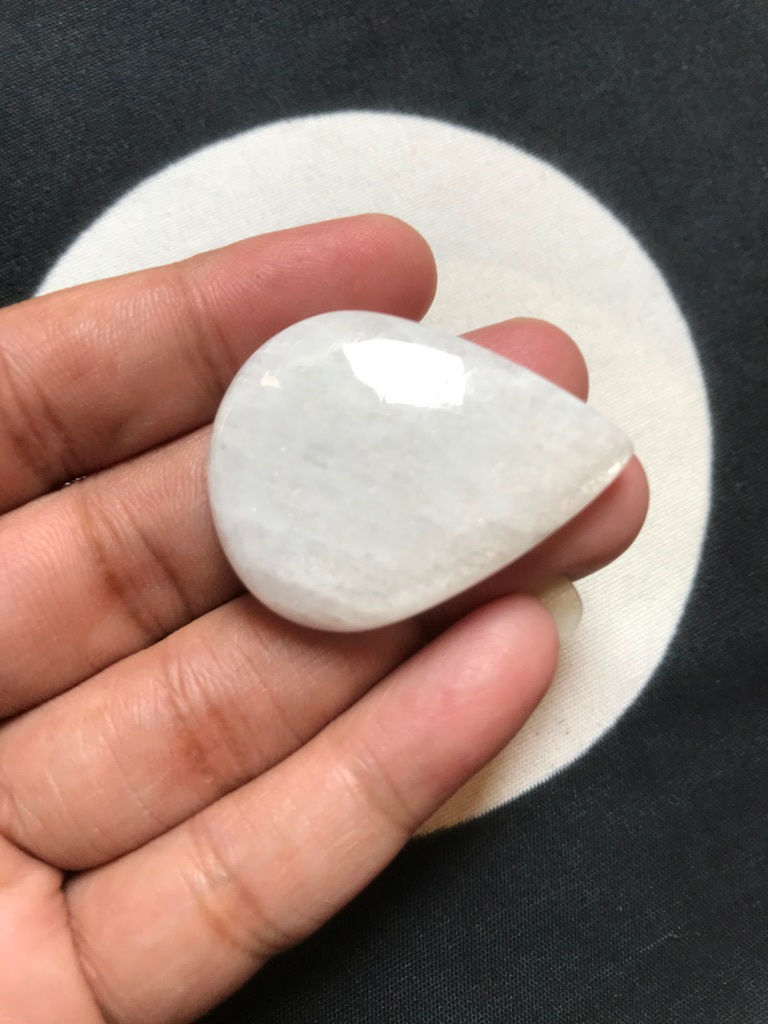 Miniature : Malawi moonstone Cabochon 1 Piece Size 38 MM Approx