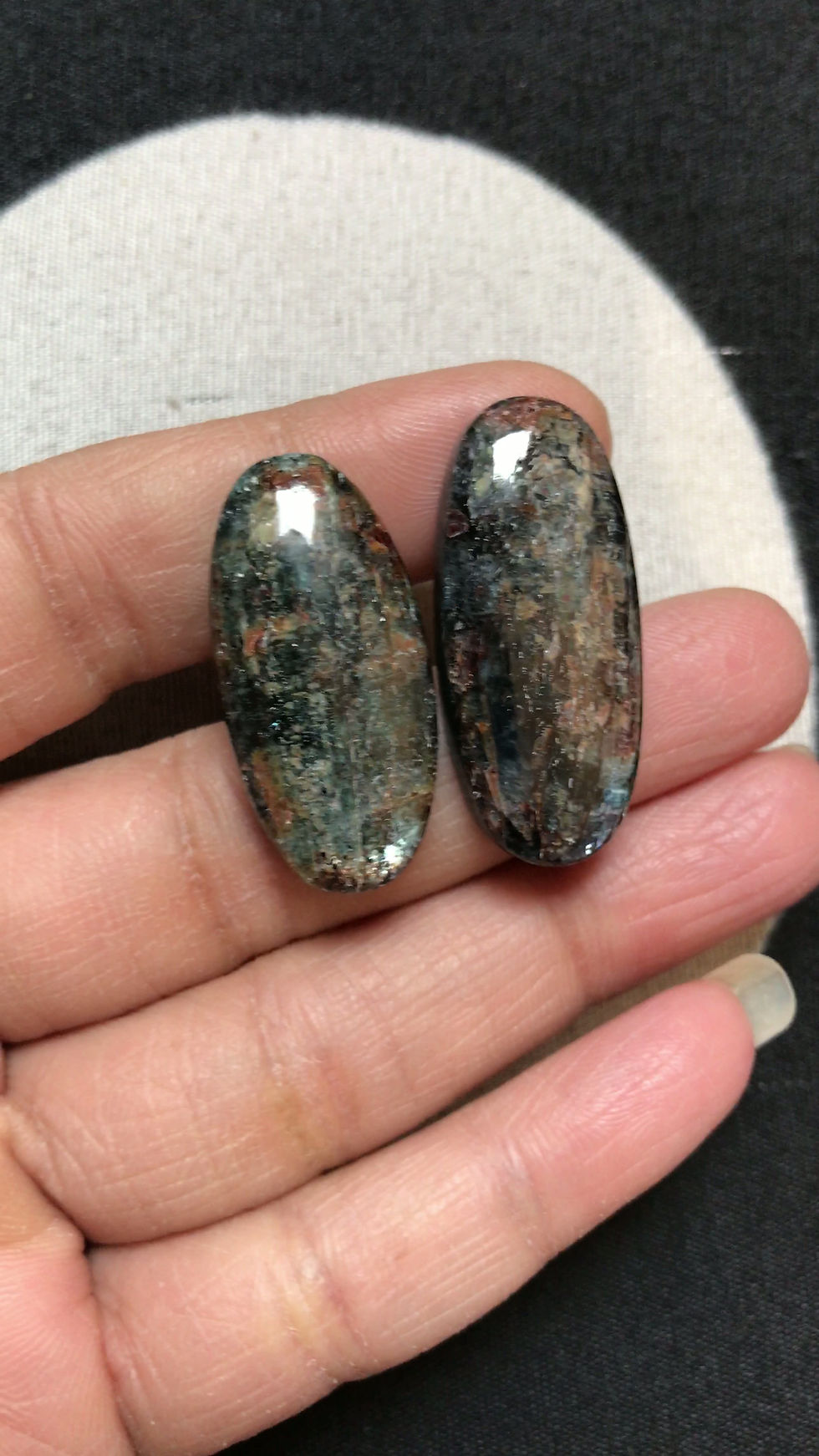 Miniature : Moss Kyanite Cabochon 2 Piece Size 34-32 MM Approx