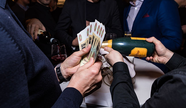 Мистический аукцион Иммерсивный корпорат