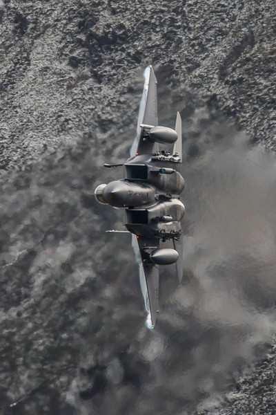 F15 Eagle in The mach Loop