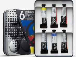 Image depicts the six paint tubes in the QoR Introductory watercolor Set.