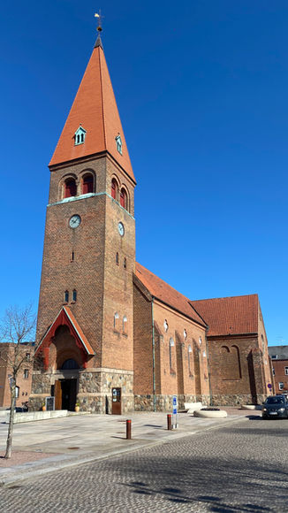 HOLSTEBRO KIRKE