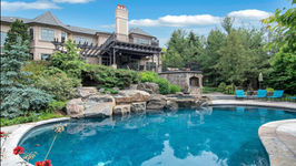 Why Homes in Tenafly Sell Fast and Tips for Buyers to Win Competitive Offers