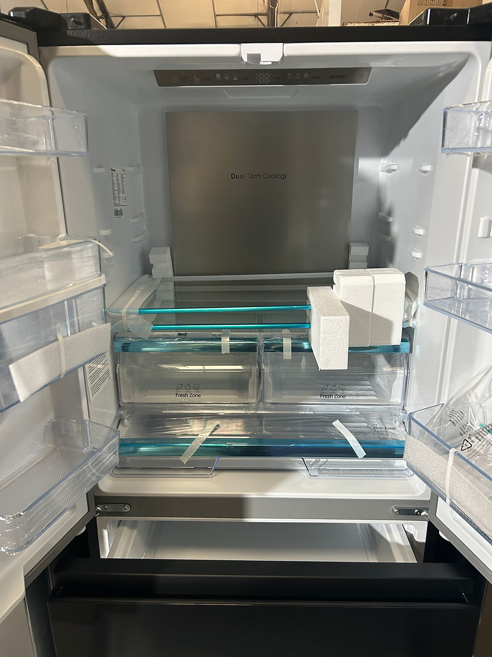 Thumbnail: HISENSE PureFlat RF540N4WFE Fridge Freezer - Black Stainless Steel