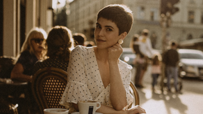 KVIEČIU TAVE PUODELIO KAVOS, TĖTI! 