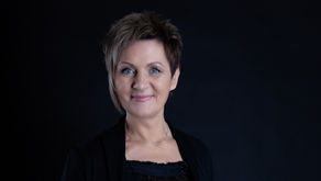 AR GALIMA MIRTĮ APKABINTI ŽODŽIU?