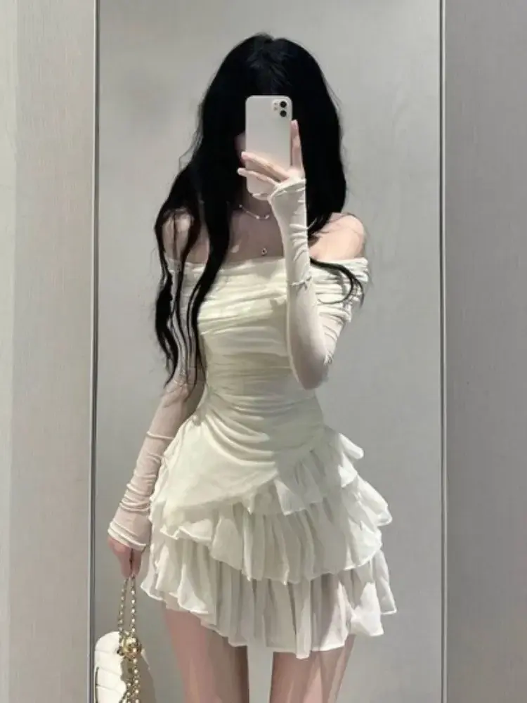 2025 Autumn Two Pieces Skirt Set Women Y2k Crop Tops T-shirt + Cake Skirts Japan