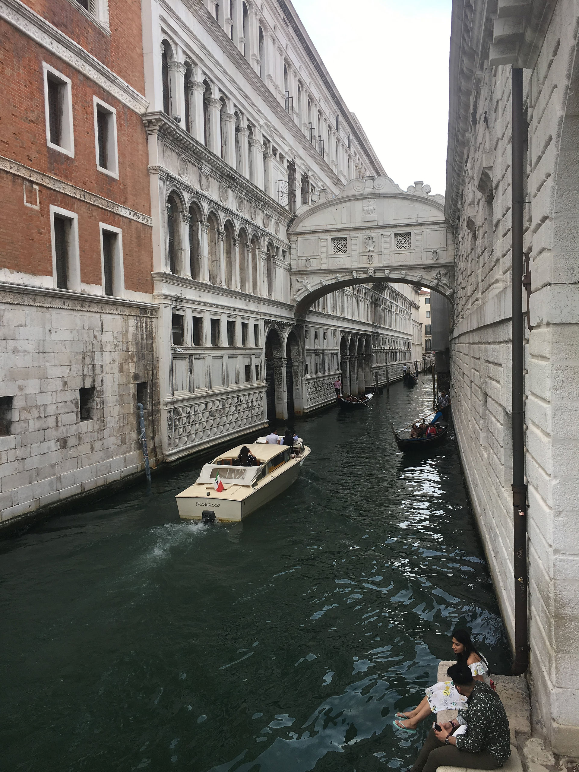 Bridge of Sighs, from the outside
