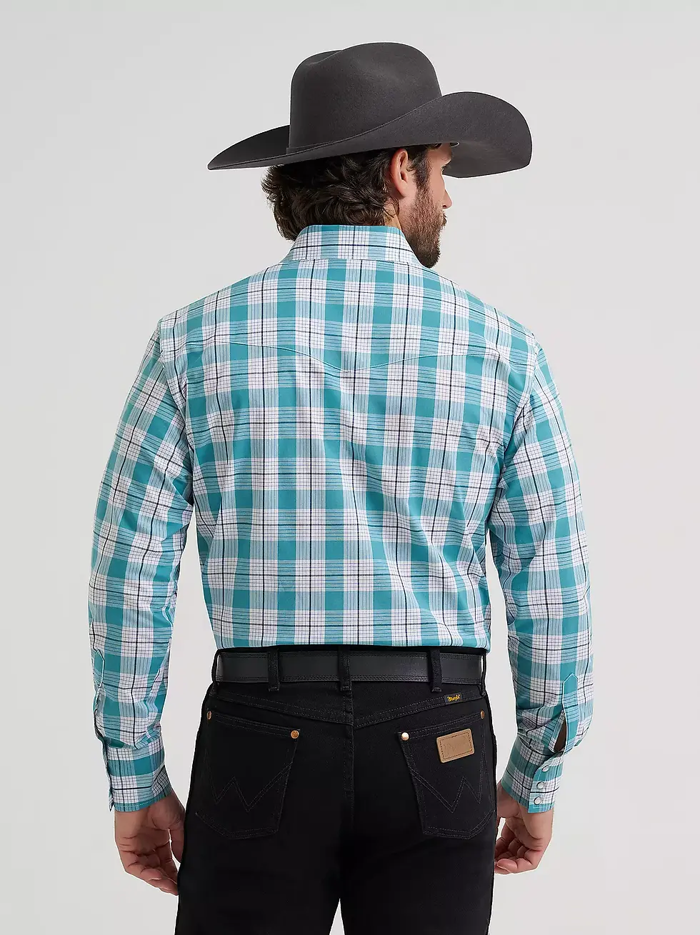 Thumbnail: Wrangler Men's Wrinkle Resist Seaside Plaid Snap Shirt