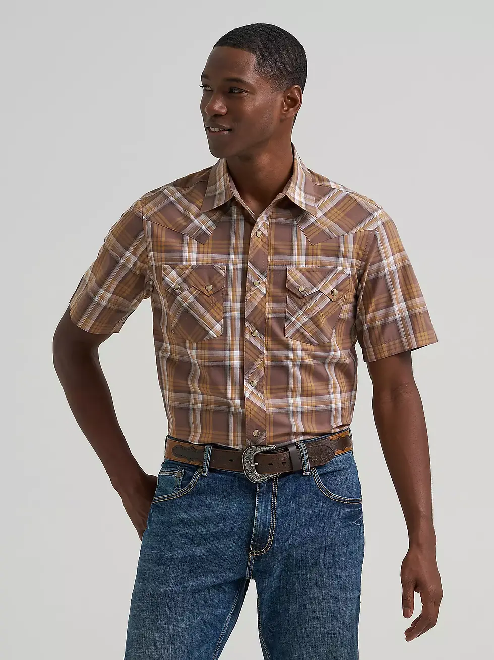 Thumbnail: Wrangler Men's Retro Brown Plaid Snap Shirt