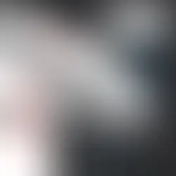 illustration-showing-heat-melting-snow-on-roof-creating-ice-dam-and-water-penetration-with-cold-and-heat-arrows-demonstrating-preventing-ice-dams-on-roof