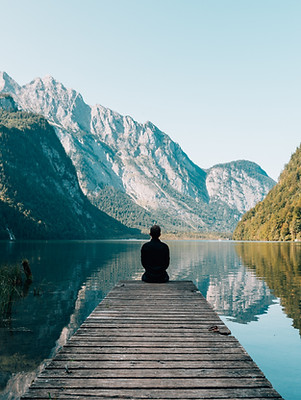 Mountains Meet Lake