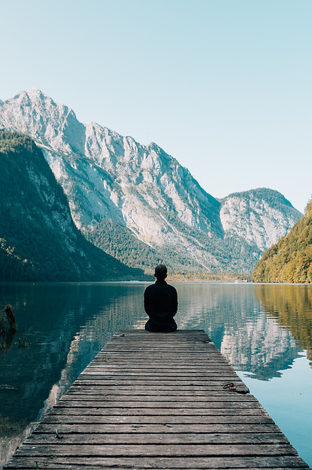Mountains Meet Lake
