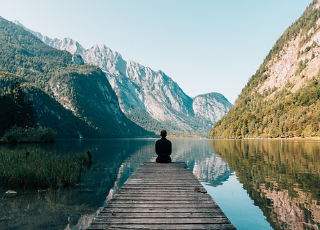 Mountains Meet Lake