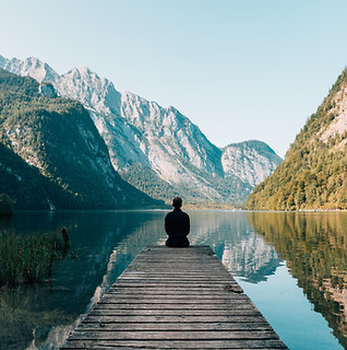 Mountains Meet Lake