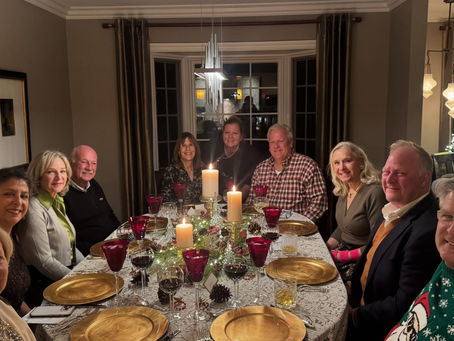 Elevate Your Dining Experience: The Art of Designing a Mood-Setting Tablescape