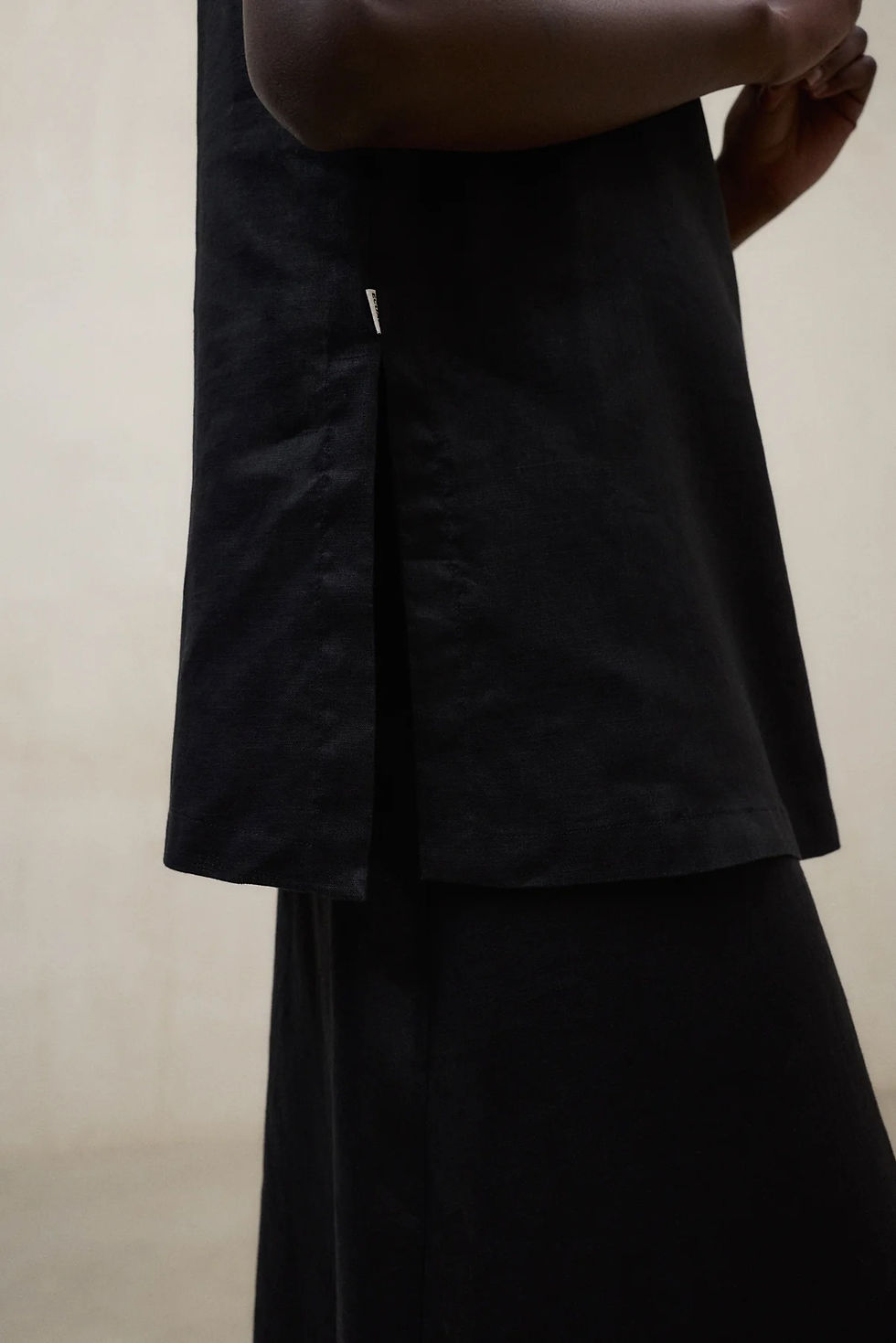 Thumbnail: ECOALF Black linen skirt