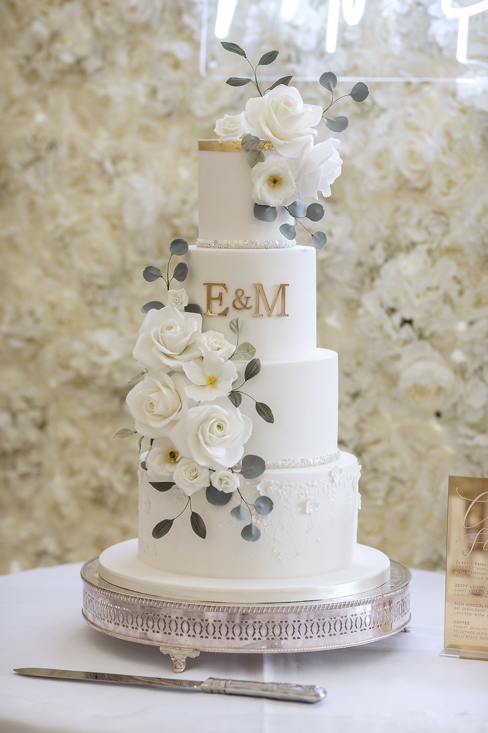 Flower meadow wedding cake
