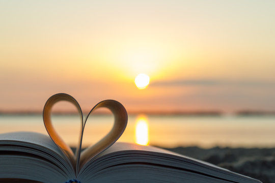 I Heart Romantasy