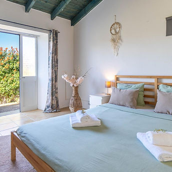 WhatsApp Image 2024-11-26 at 15.53.49 (1).jpeg