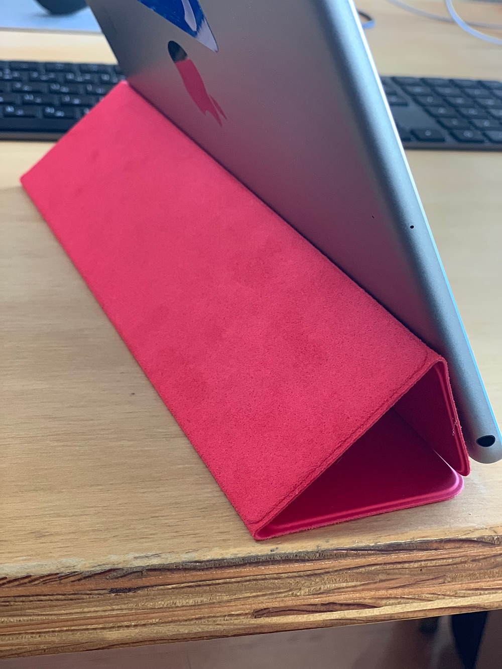 iPad スマートカバー プロダクトレッド