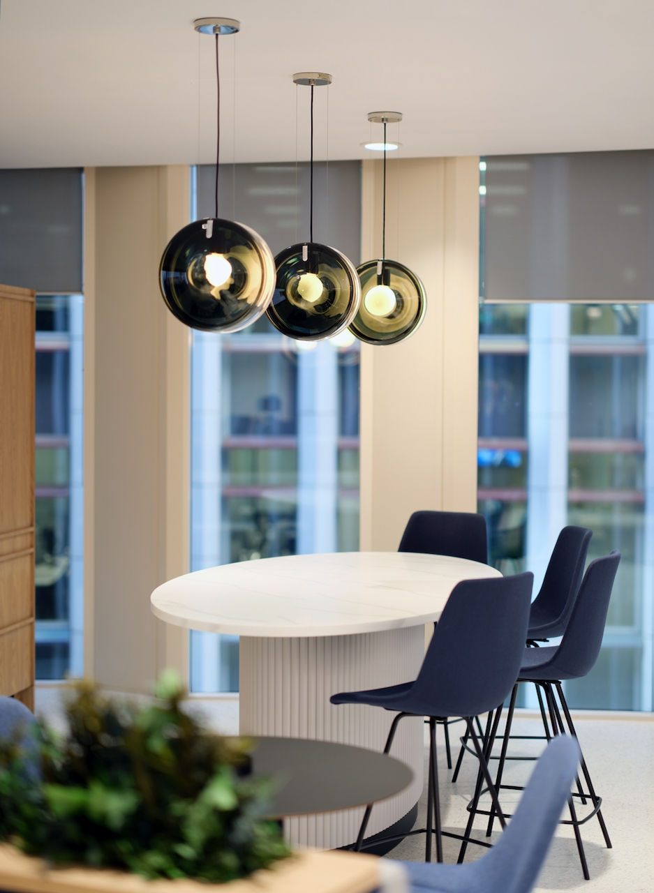 Hand-blown glass pendant lights offers a different, fascinating visual experience from every angle!