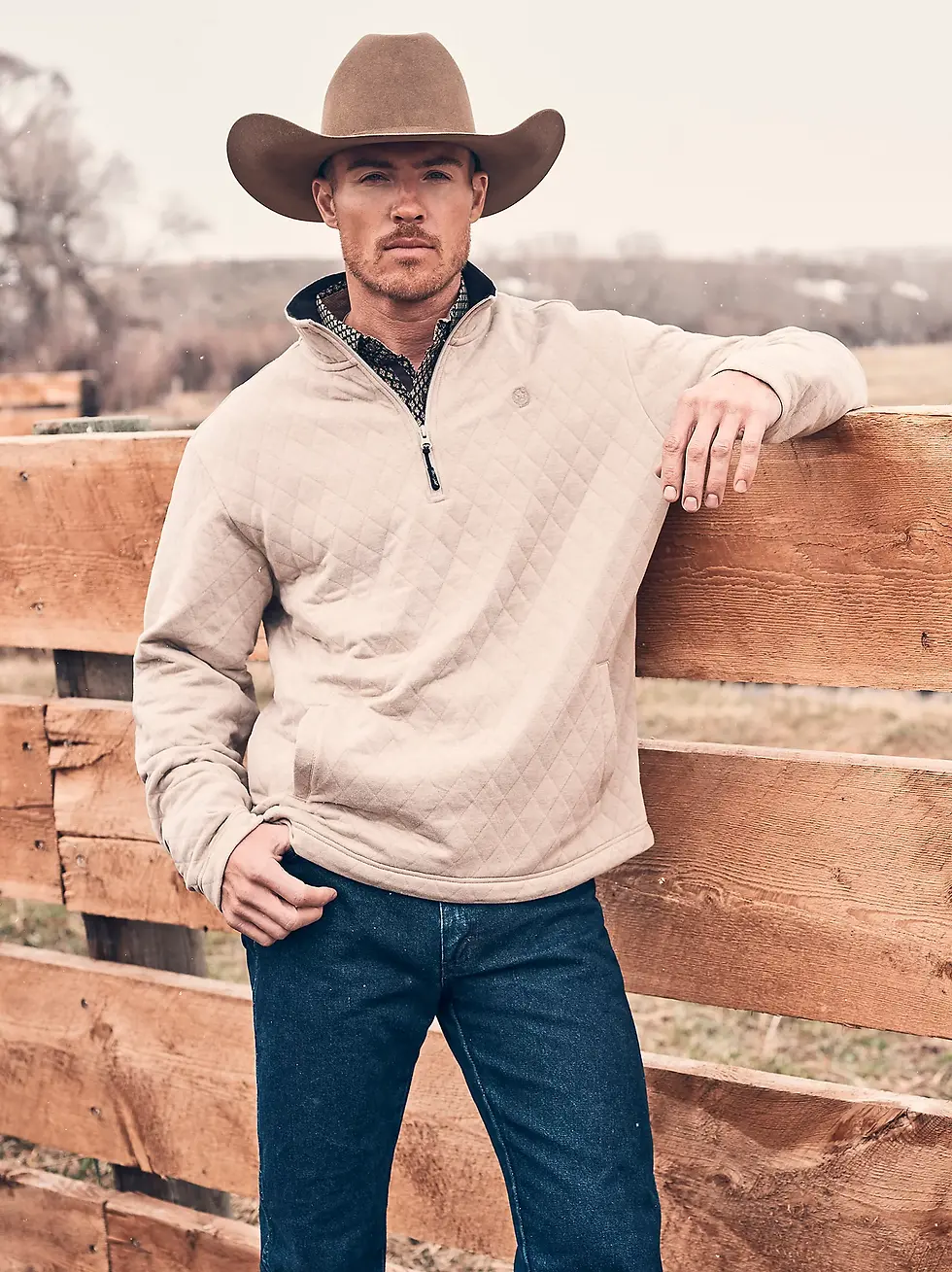 Wrangler Men's George Strait Quarter-Zip Quilted Pullover