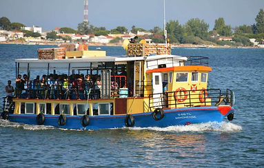 Ferry-to-Armona-Island.jpg