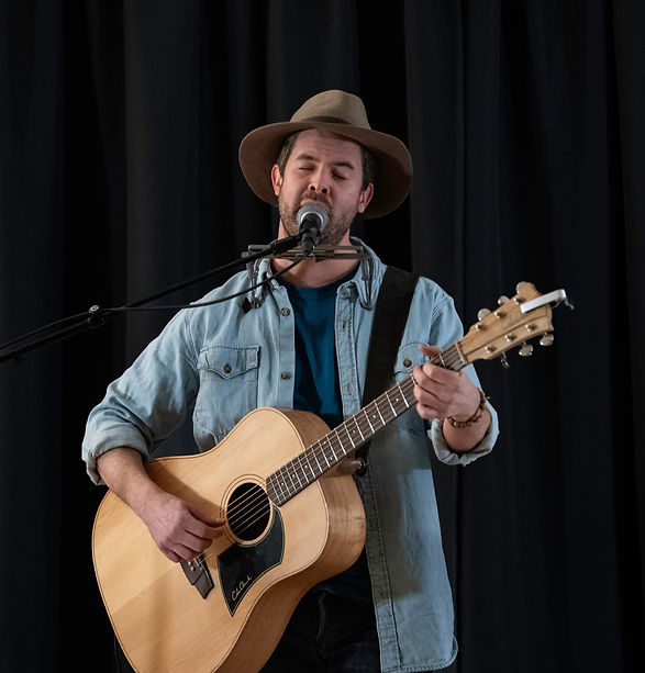 Lucie Valentine-6_edited.jpg