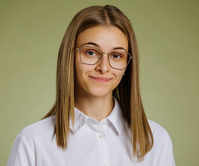 Rebeka.jpg